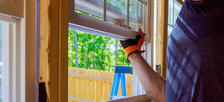>Bay Window Curtain Rail Track in Davie, FL