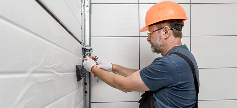 Garage Door Repair in Davie